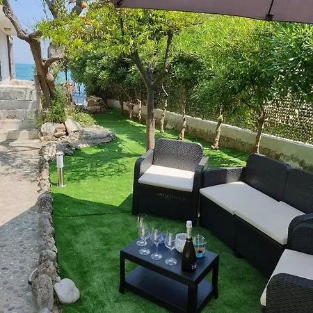 Casa Di Venere - *