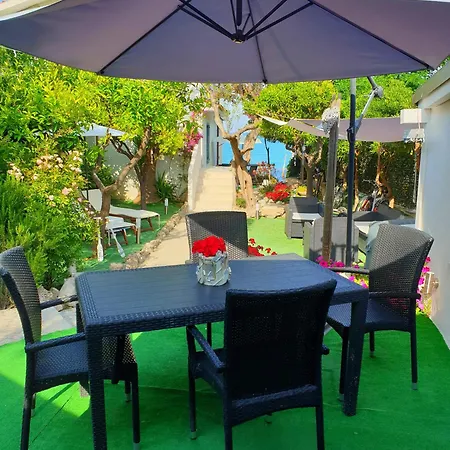 Holiday home Casa Di Venere -